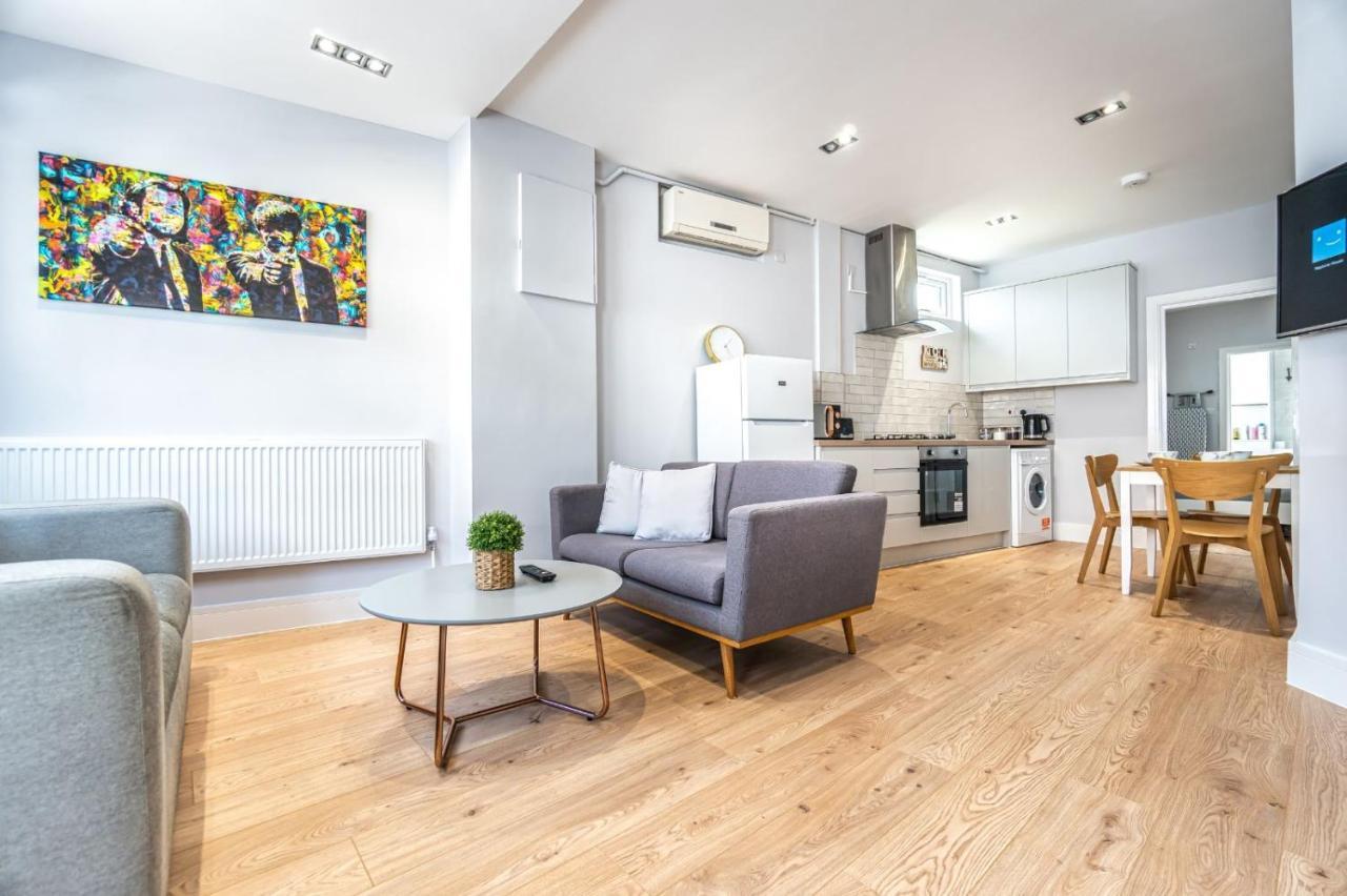 Modern Apartment In East Londen Buitenkant foto