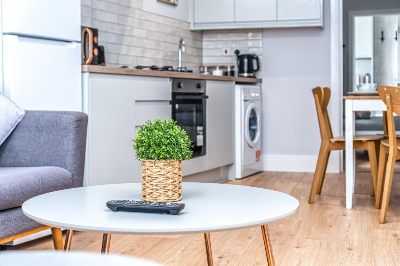 Modern Apartment In East Londen Buitenkant foto