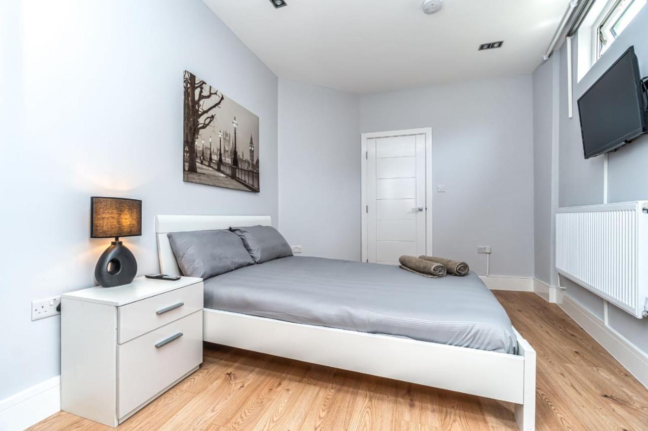 Modern Apartment In East Londen Buitenkant foto